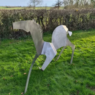 Fabrication et découpe par jets d'eau de sculpture en acier corten
