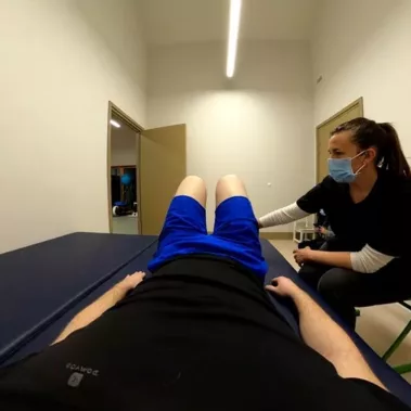 Séance de kiné filmé en vue subjective avec GoPro 360°